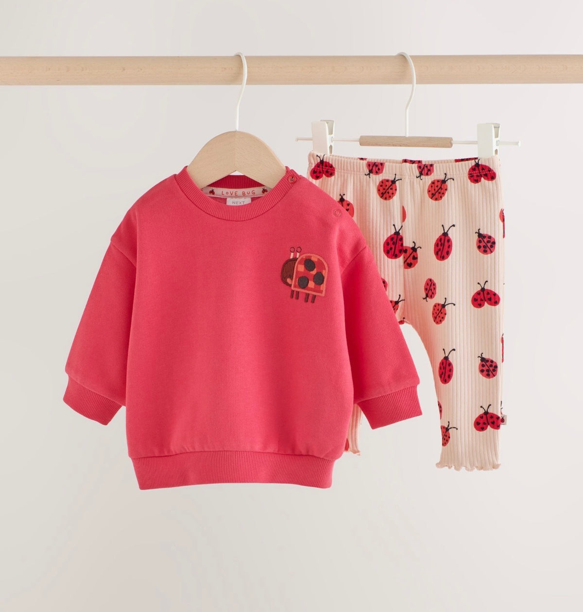 Next 2-Pieces Set
