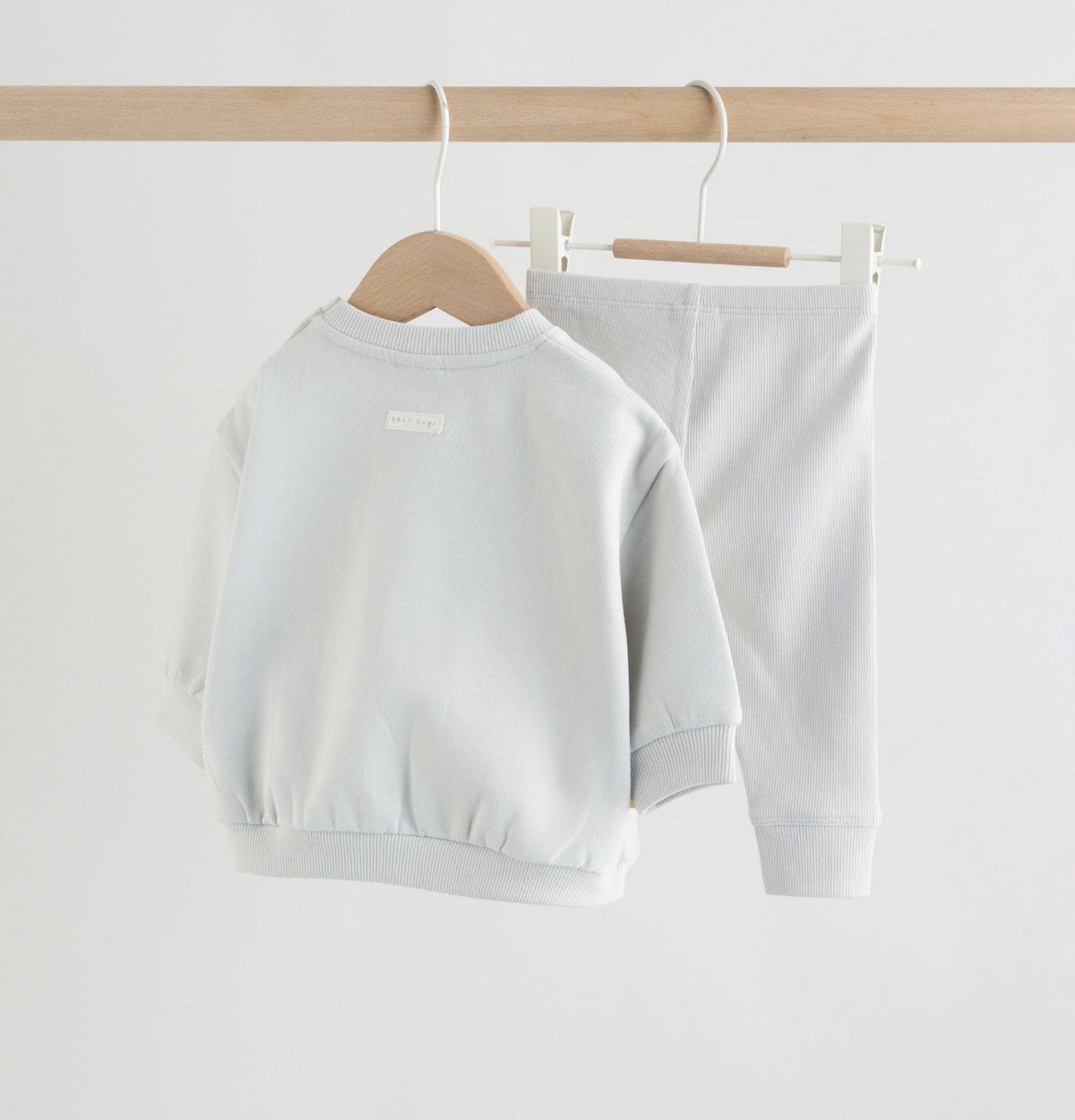 Next 2-Pieces Set