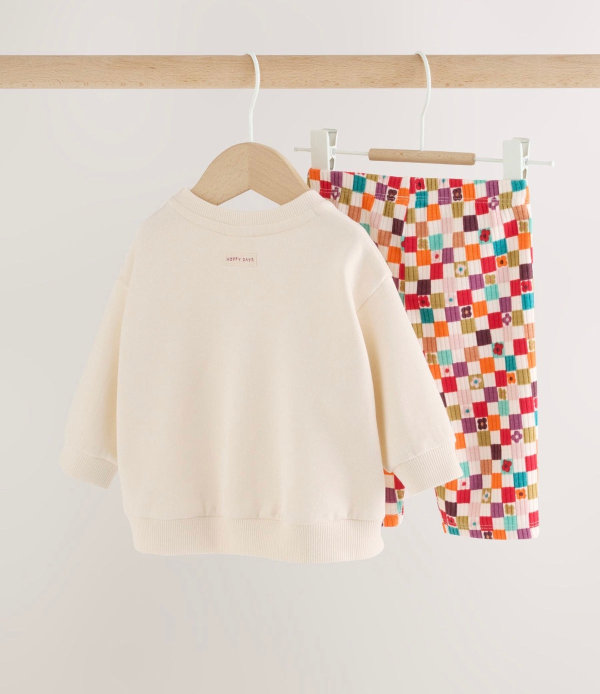 Next 2-Pieces Set
