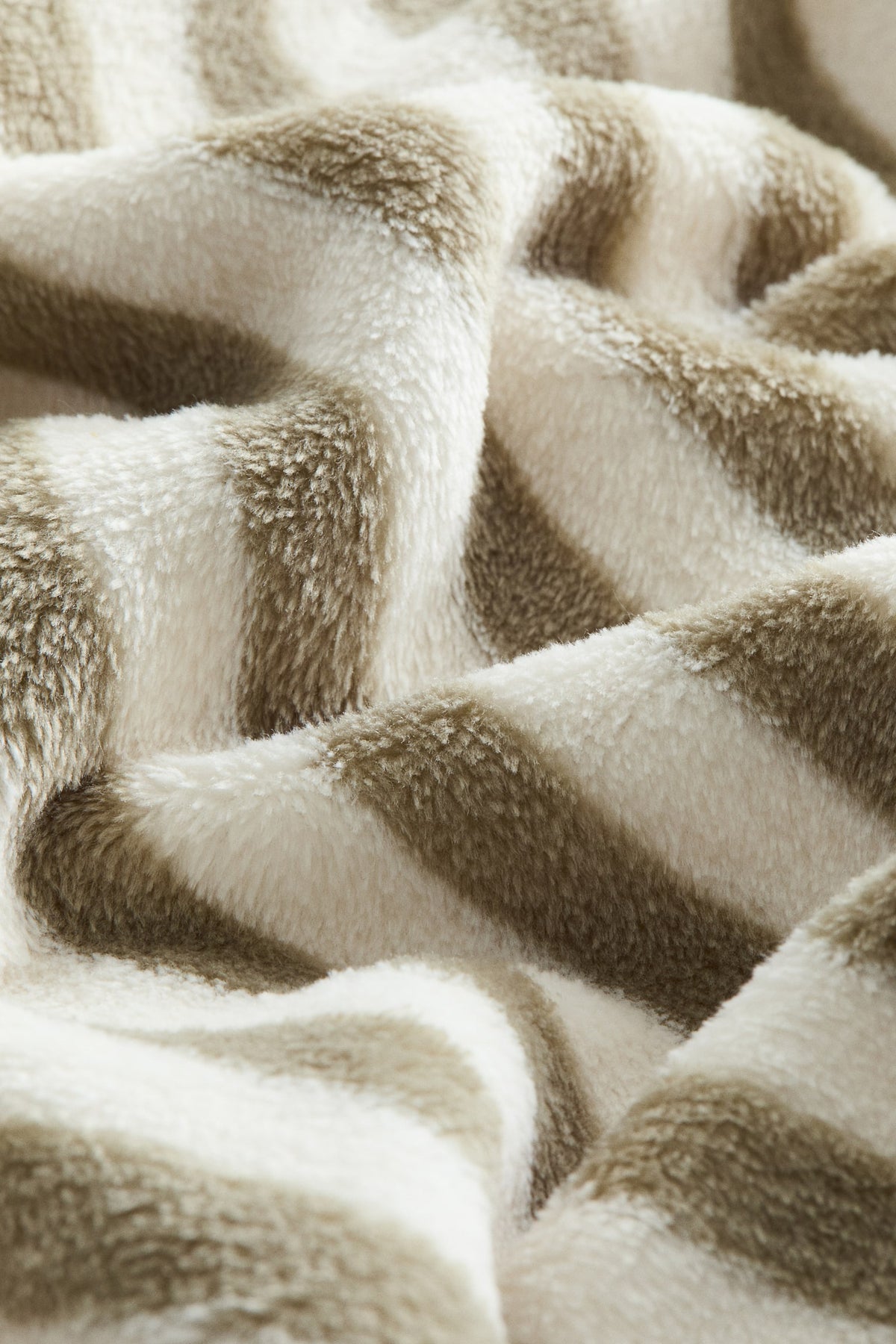 H&M Fleece Blanket