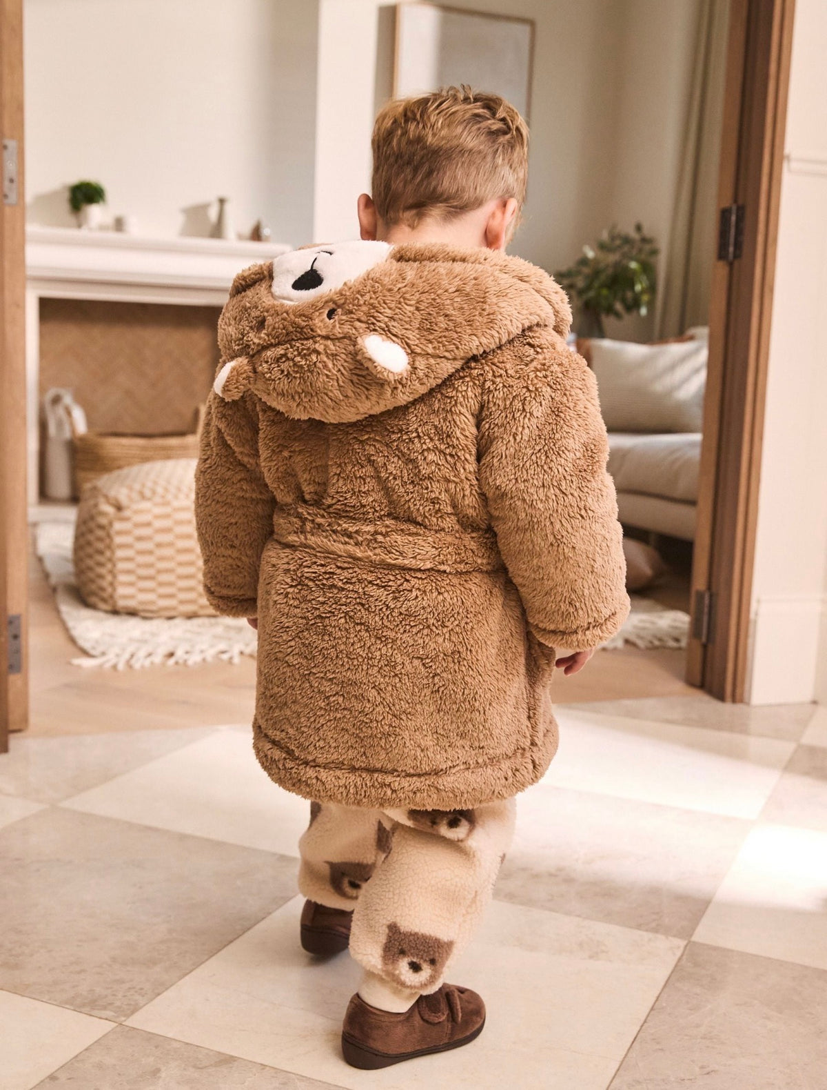 Next Robe