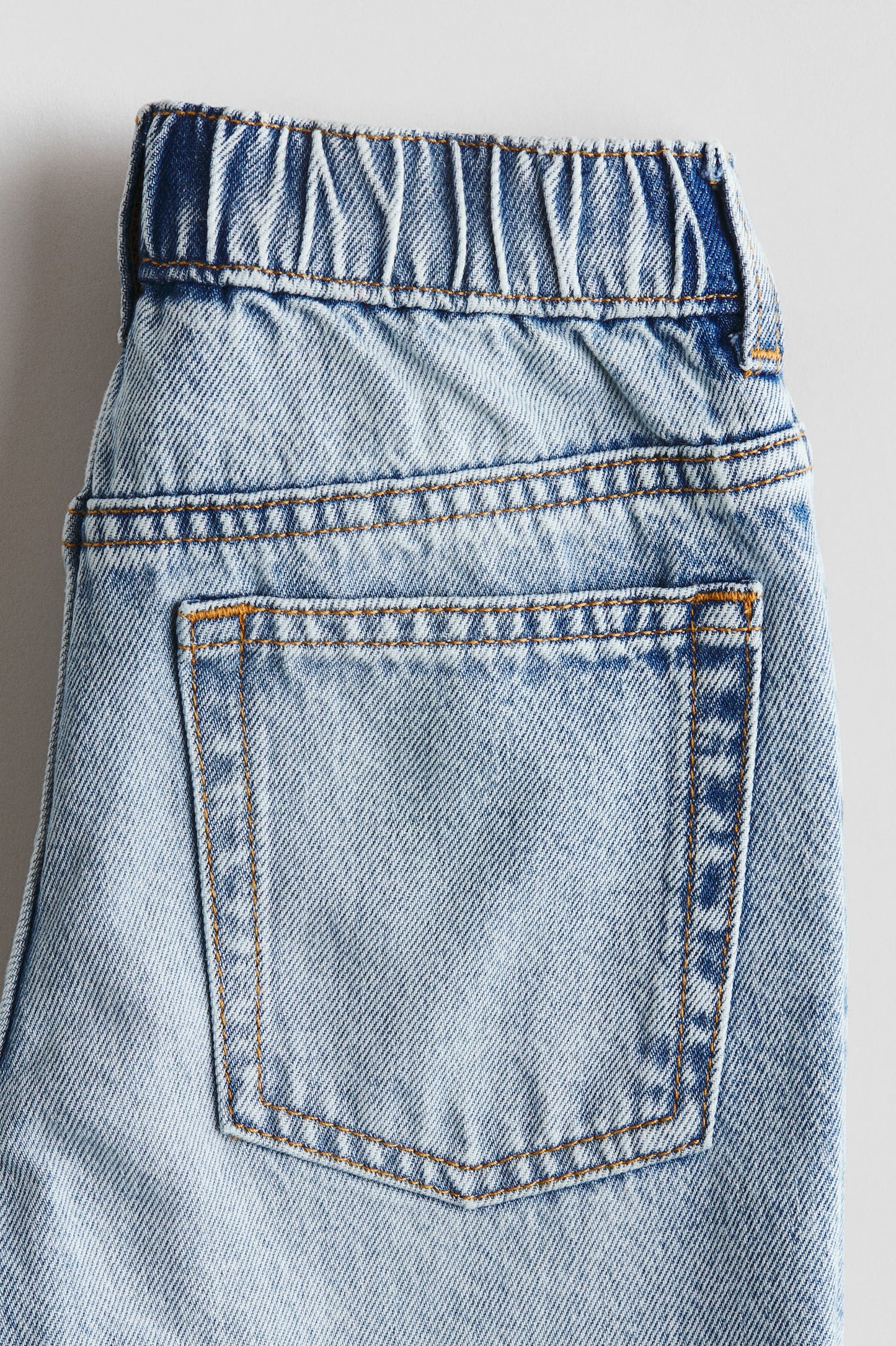 H&M Loose Fit Jeans
