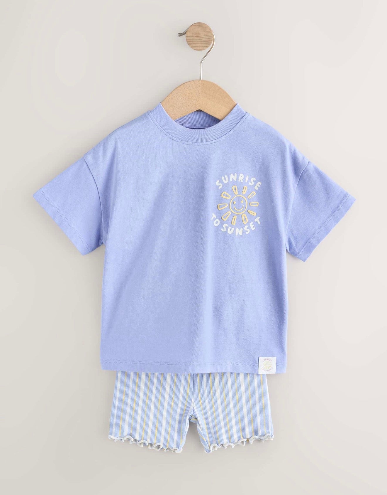 Next 2-Pieces Set