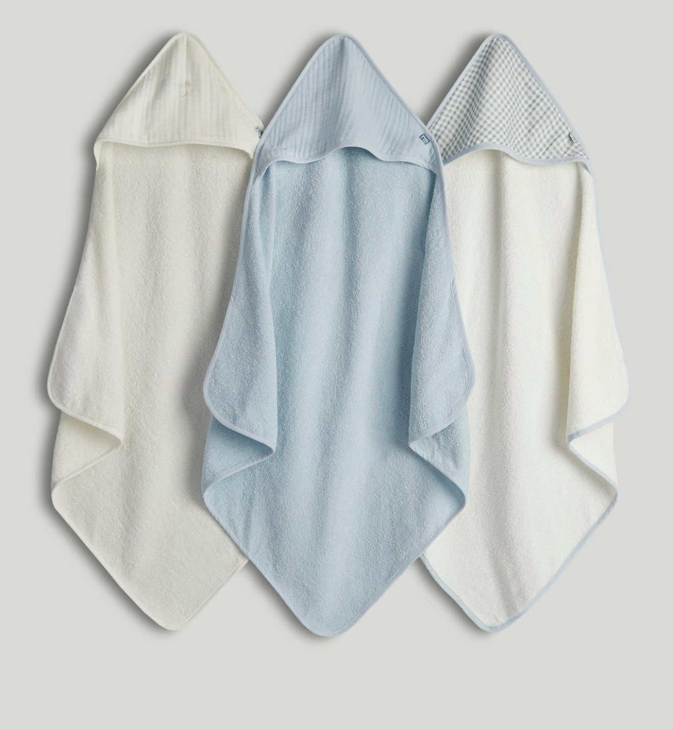 Mothercare 3 Pack hooded towels