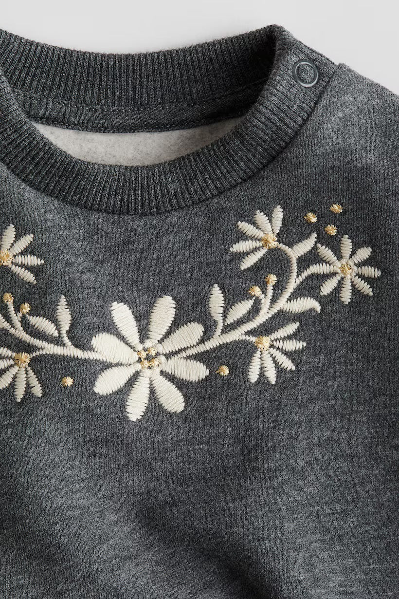 Crew neck sweatshirt