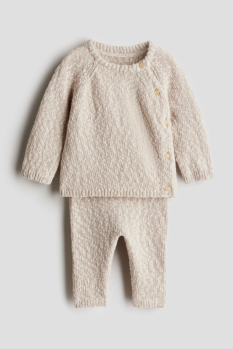2 pieces boucle knit set