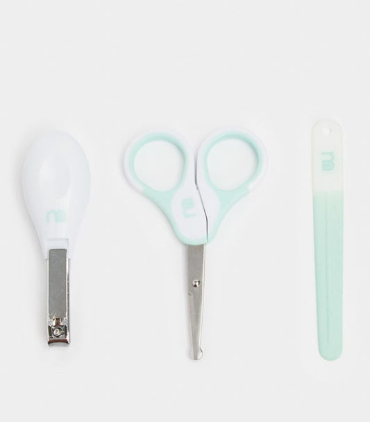 Nail care kit