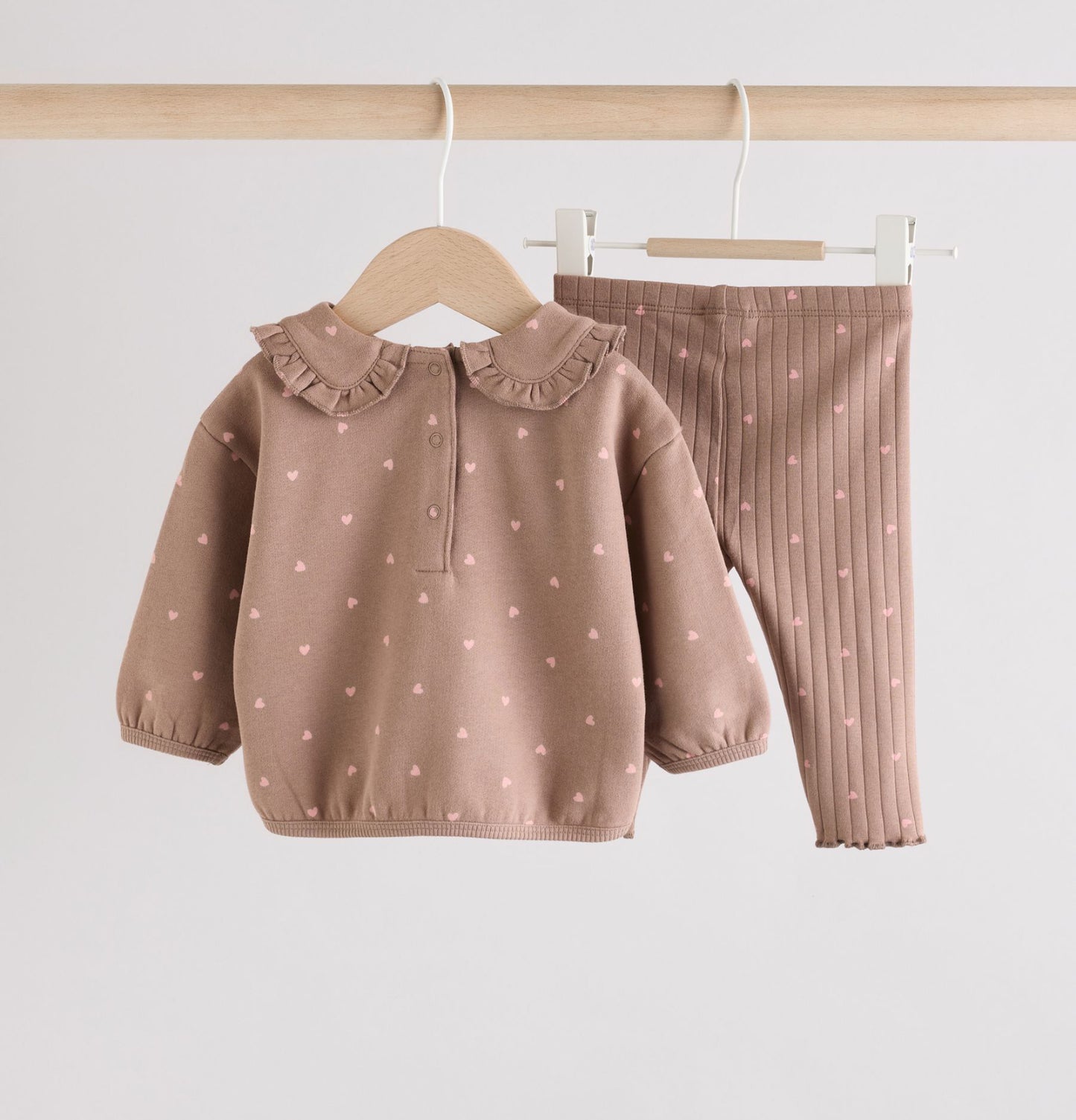 Brown heart set