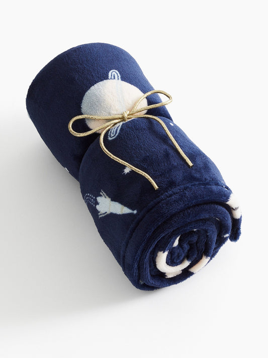 Patterned fleece blanket
