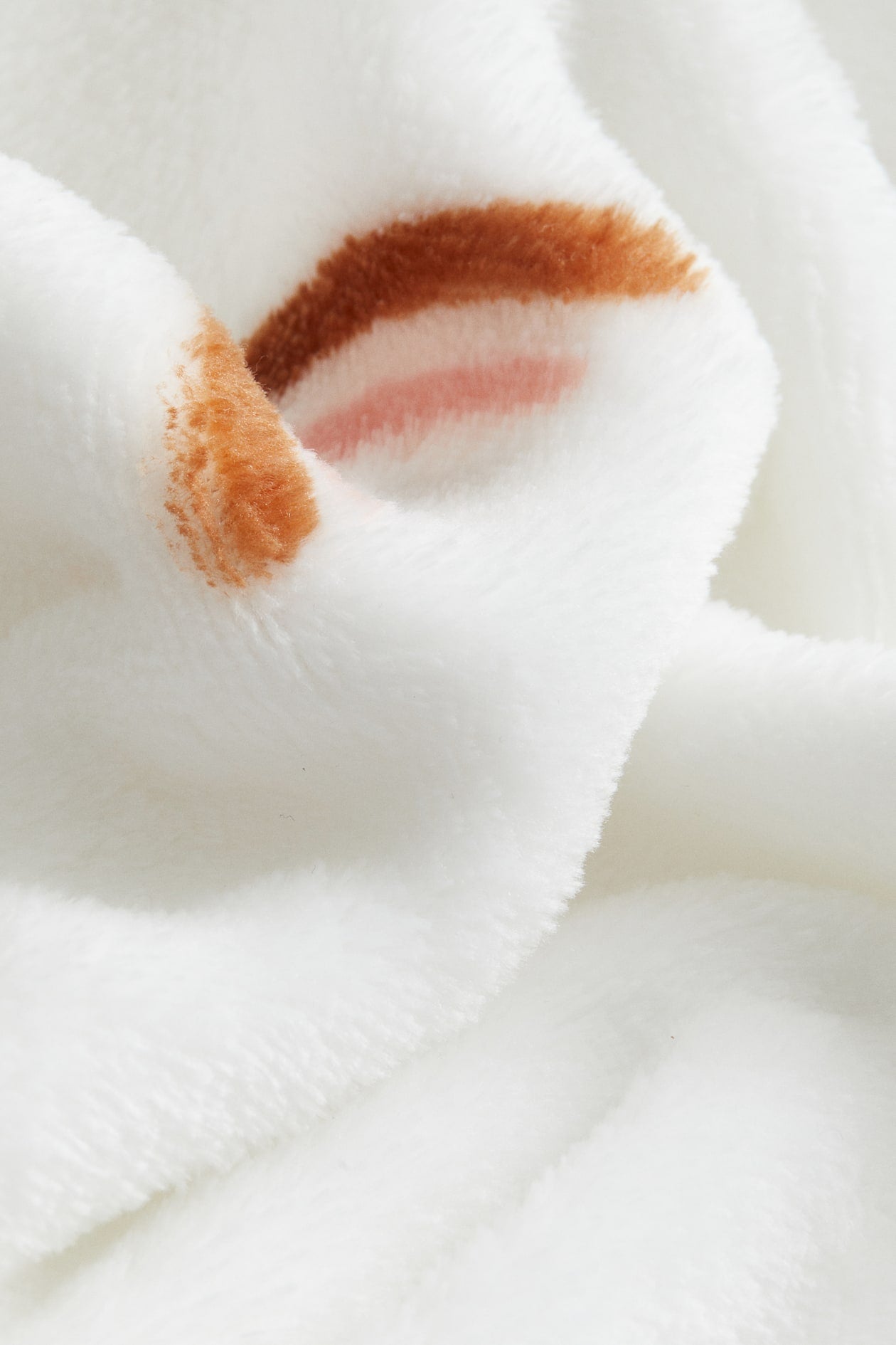 Patterned fleece blanket
